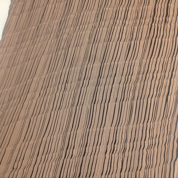 Elegant Vintage Tan Pleated Skirt - Picture 3 of 6